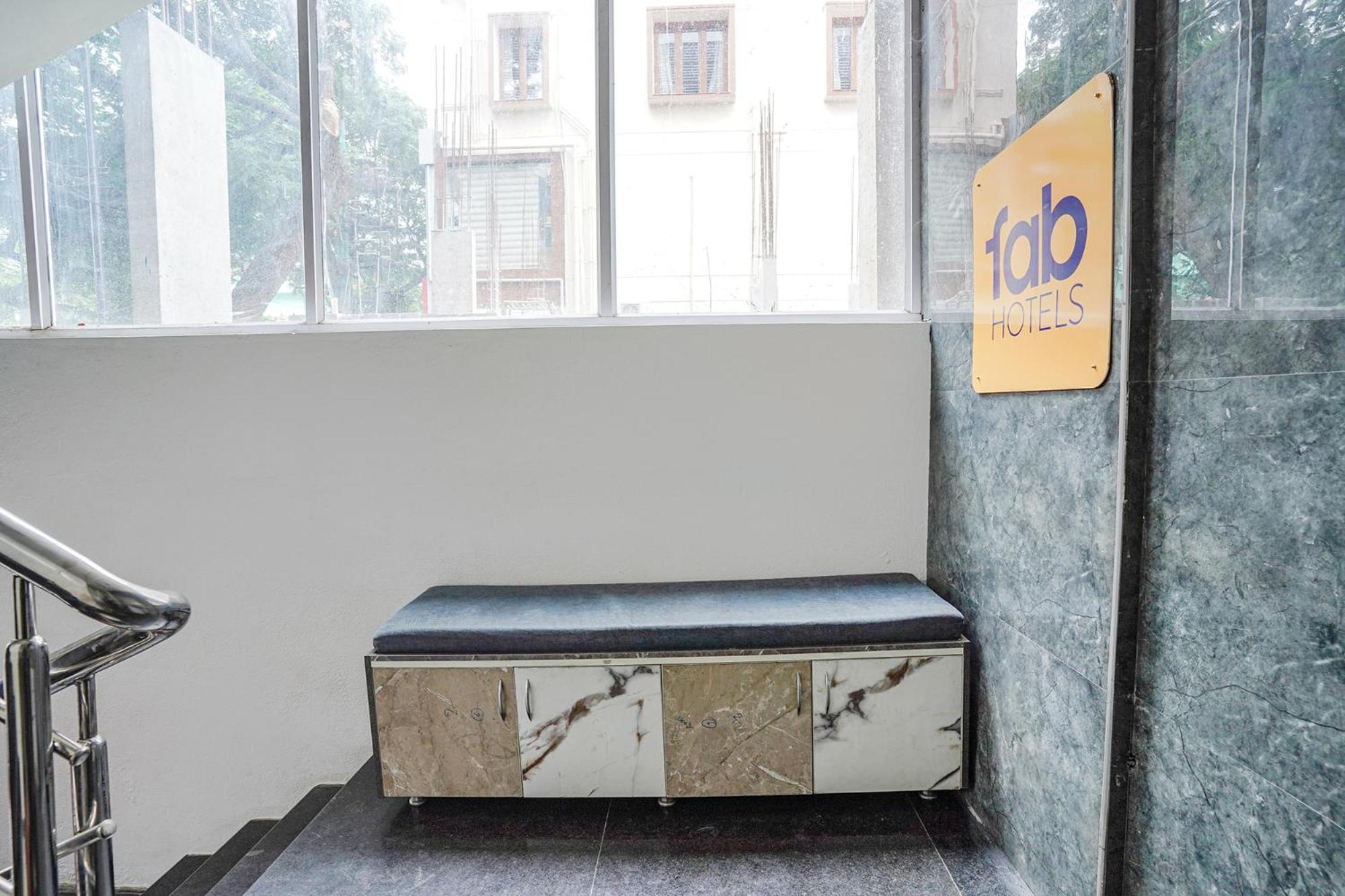 Fabhotel Rlv Green Palace - Nr Kengeri Satellite Town Bengaluru Zewnętrze zdjęcie