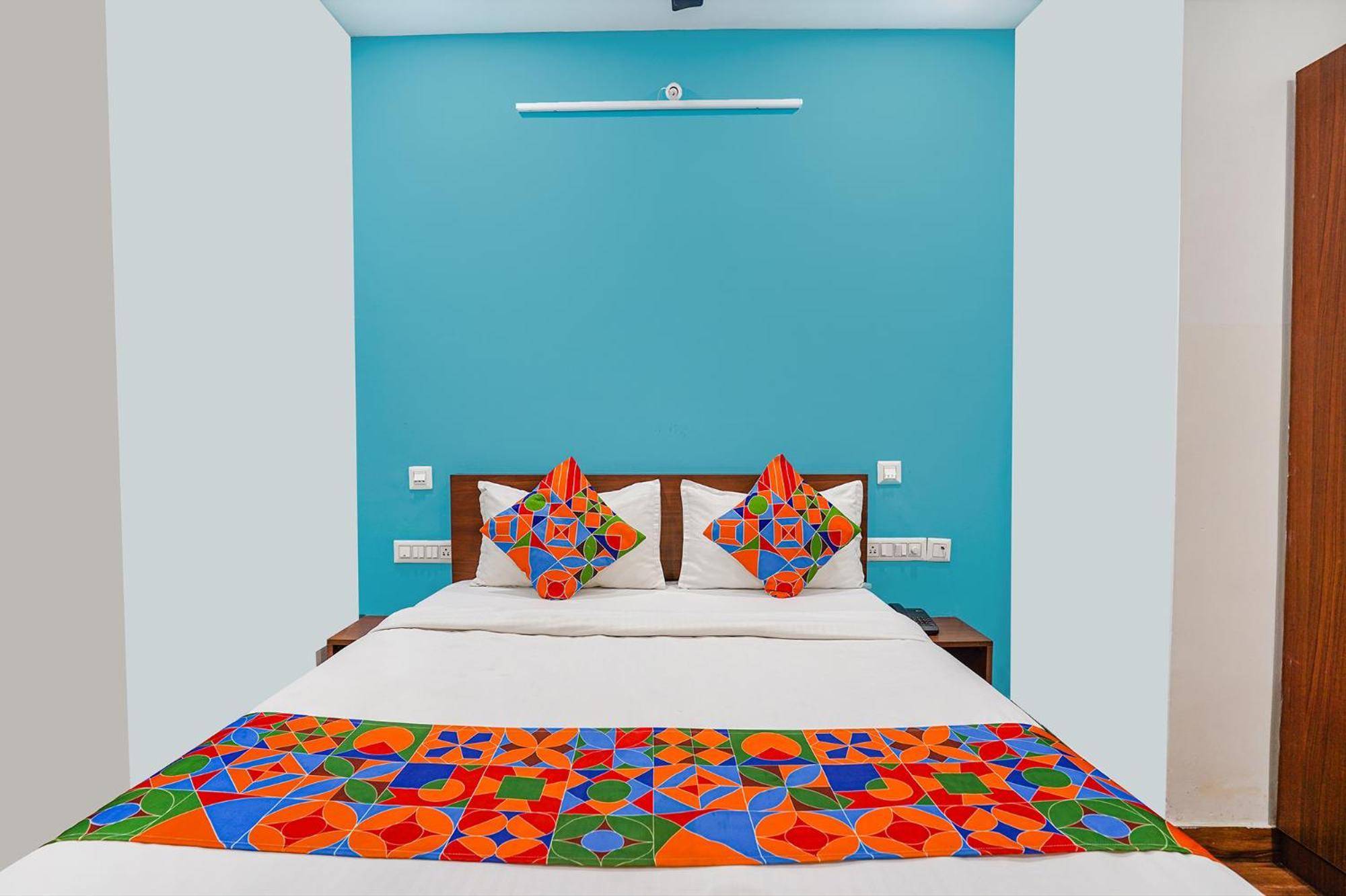 Fabhotel Rlv Green Palace - Nr Kengeri Satellite Town Bengaluru Zewnętrze zdjęcie