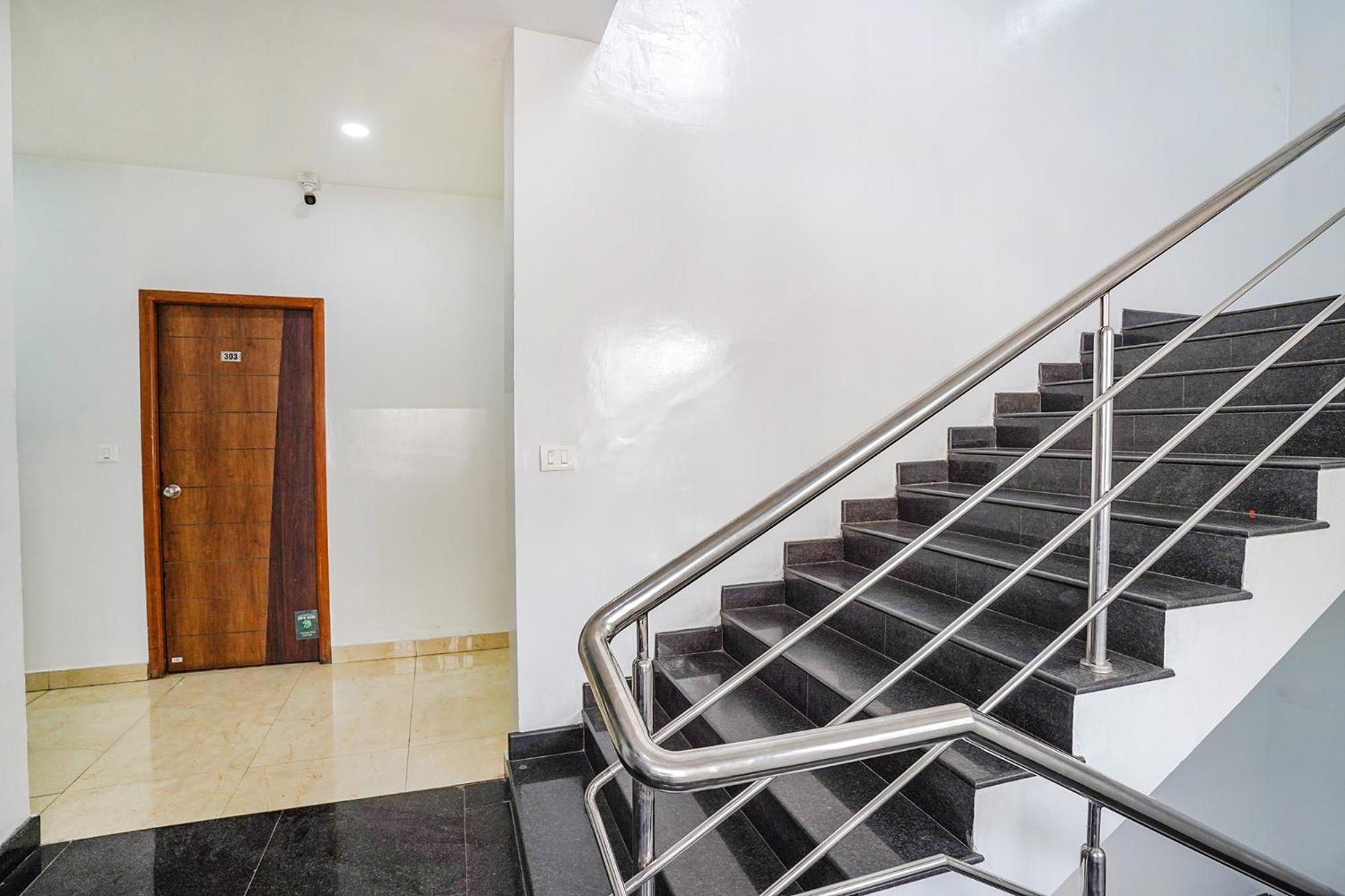 Fabhotel Rlv Green Palace - Nr Kengeri Satellite Town Bengaluru Zewnętrze zdjęcie