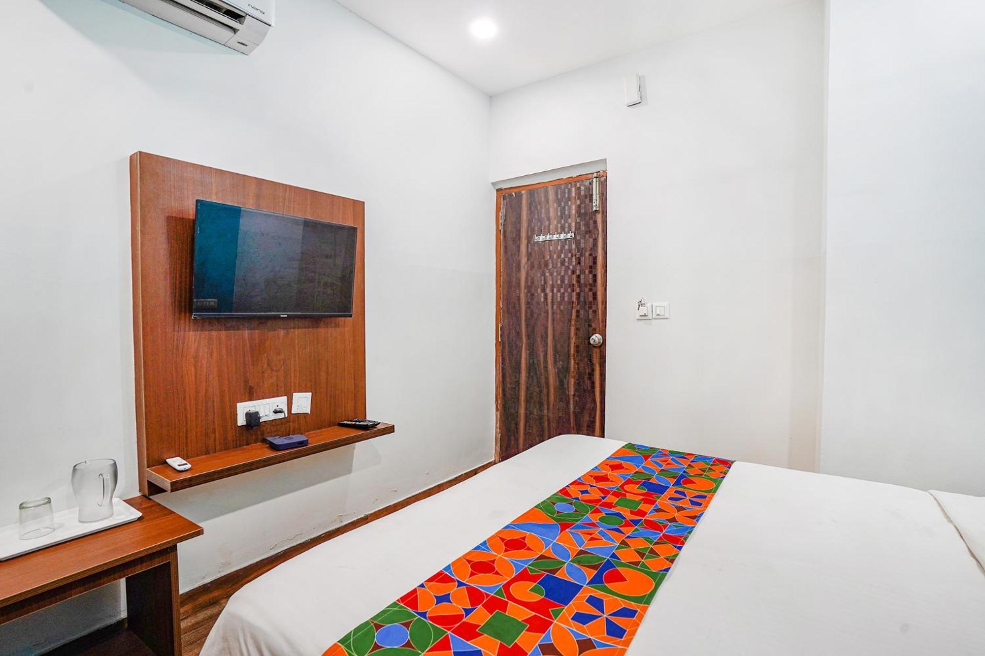 Fabhotel Rlv Green Palace - Nr Kengeri Satellite Town Bengaluru Zewnętrze zdjęcie