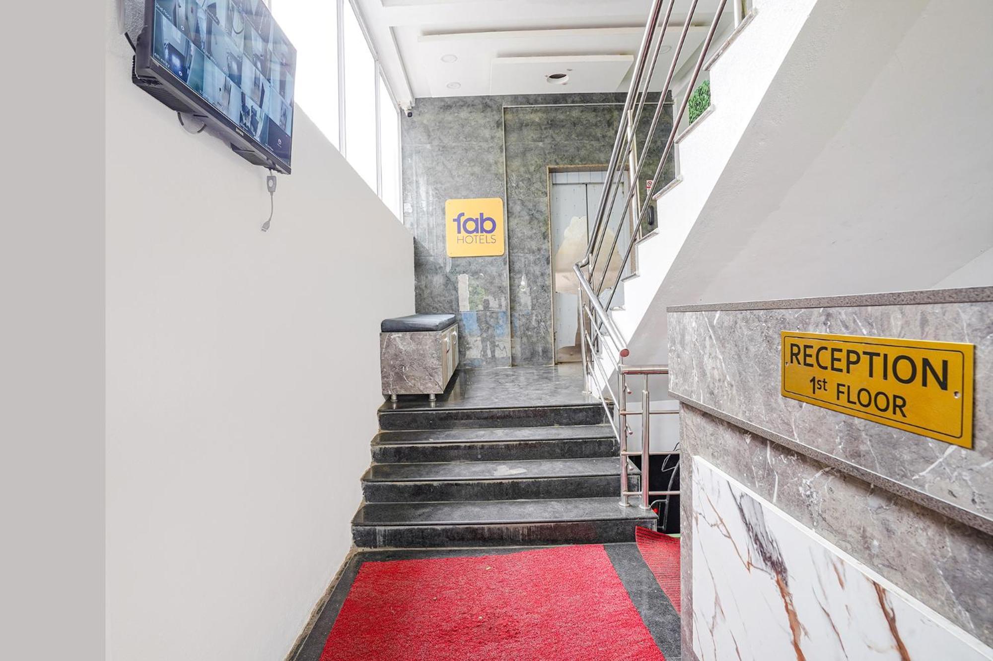 Fabhotel Rlv Green Palace - Nr Kengeri Satellite Town Bengaluru Zewnętrze zdjęcie