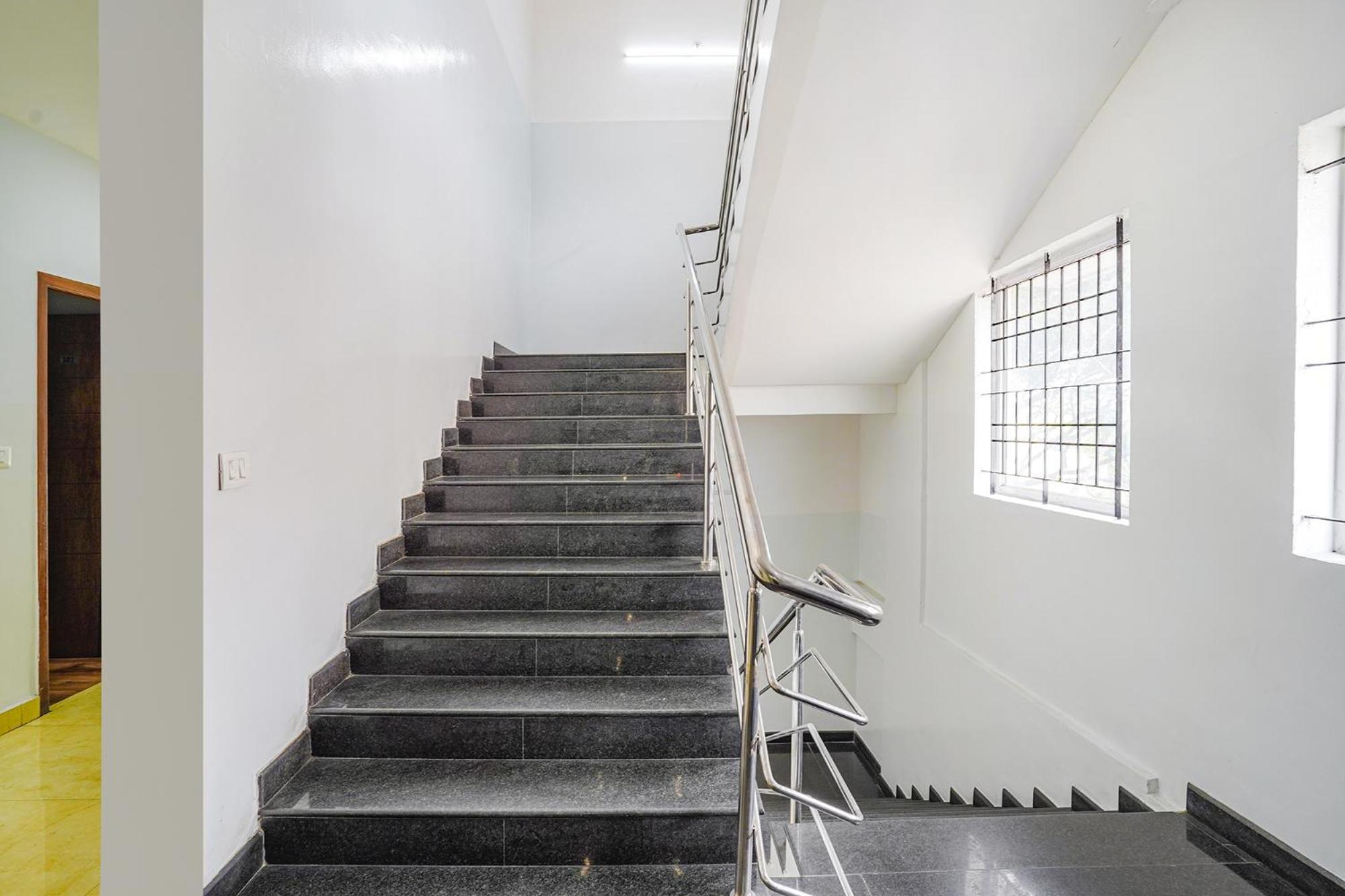 Fabhotel Rlv Green Palace - Nr Kengeri Satellite Town Bengaluru Zewnętrze zdjęcie